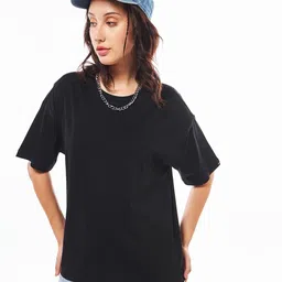 bewakoof Oversized Women Solid Round Neck Pure Cotton Black T-Shirt image 2