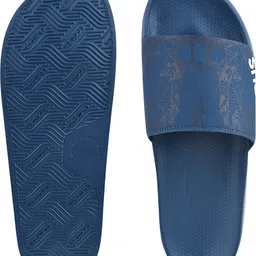 campus Men Slides image 5