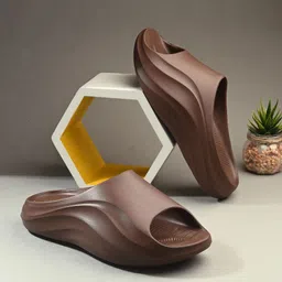 footup Newlaunch|Diabetic|Orthopedic|Lightweight|Antiskid|Fashionable| Flip Flops Men Slippers-picture-15