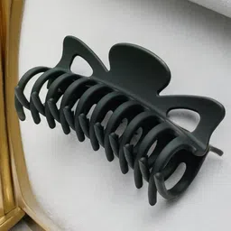 OOMPH Women Claw Clip-image-81