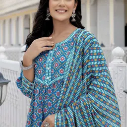 Kohsh Women Ethnic Motifs Printed Mirror Work Pure Cotton Kurta with Trousers & With Dupatta image 4