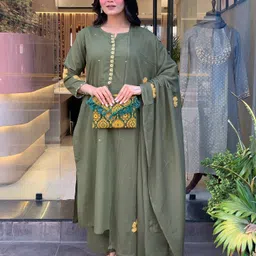 solenza Women Embroidered Viscose Rayon A-line Kurta-picture-33