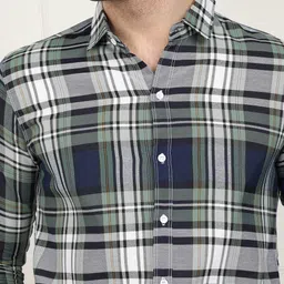 jai textiles Men Slim Fit Printed Spread Collar Casual Shirt image 4