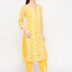 Indiankala4u Floral Embroidered Chikankari Kurta With Palazzos & Camisole image 4