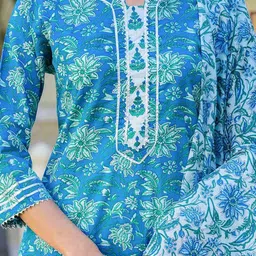 Arayna Floral Printed Pure Cotton Kurta & Palazzos With Dupatta image 2