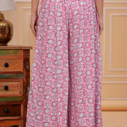 Meeranshi Women Ethnic Motifs Printed Flared Ethnic Palazzos image 2