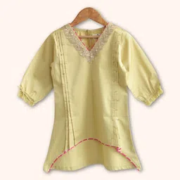 Peekaaboo Kids Girls Regular Sequinned Pure Cotton Kurta with Trousers & With Dupatta image 5