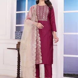 AVNISA ENTERPRISE Floral Yoke Design Thread Work Straight Kurta With Trousers & Dupatta image 5