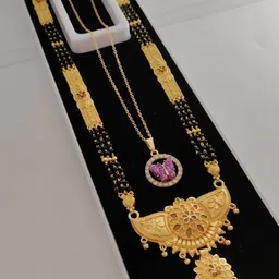 V.K.PAYAL.JEWELLERY Women Gold Plated Artificial Beads Mangalsutra image 1