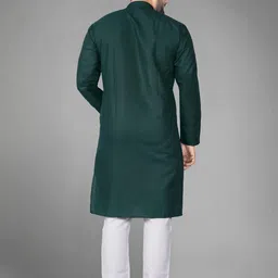 DVILLA Men Cotton Solid Straight Kurta image 2
