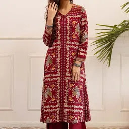 DIVASTRI Women Ethnic Motifs Printed V-Neck Regular Kurta with Palazzos-picture-12