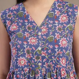 Stylum Floral Printed V-Neck Cotton Top & Palazzos image 5