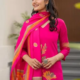 FAST FASHIONS Women Floral Printed Regular Kurta with Trousers & With Dupatta image 3