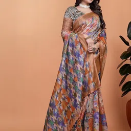 DIVASTRI Floral Printed Zari Banarasi Saree image 4