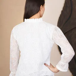 69 FASHION STREET Solid Keyhole Neck Bishop Sleeves Net Top image 4