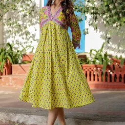 KASYA Floral Printed Pure Cotton V-Neck A-Lined Midi-Length Ethnic Dress-picture-16