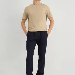 GANT Men Solid Round Neck Cotton T-shirt image 2