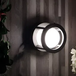 KINIS Black & White Acrylic Quirky Abstract Shaped Shaped Wall Lamp image 2