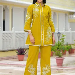 ANUSHEET Embroidered Shirt Collar Tunic With Palazzos Co-Ords-picture-17