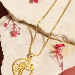 MANSIYAORANGE Gold-Plated Circular Maa Pendant with Chain-picture-19
