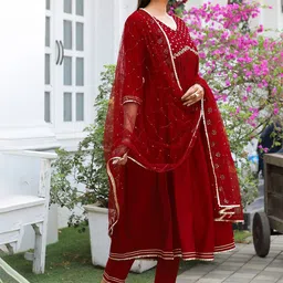 Roly Poly Women Floral Embroidered Empire Kurta with Trousers & With Dupatta image 3