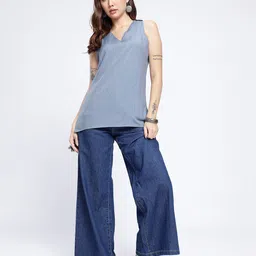 Anouk Rustic Striped V-Neck Straight Kurti image 4