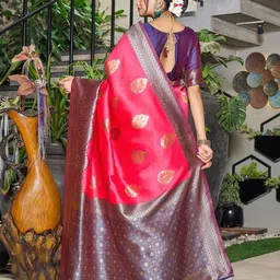 GARIYA Ethnic Motifs Zari Silk Blend Paithani Saree image 4
