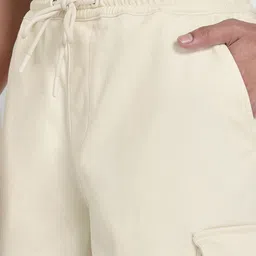 7 Alt by Pantaloons Men Relaxed Fit Cargo Shorts image 4