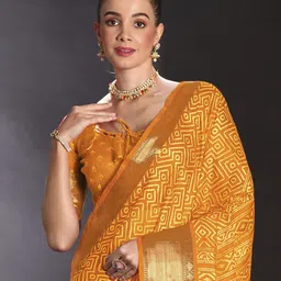 Mitera Zari Art Silk Sungudi Saree image 5