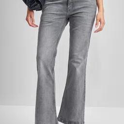 Street By Tokyo Talkies Women Flared Low-Rise Light Fade Stretchable Jeans-image-56
