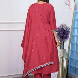 J.KANJI Women Floral Embroidered Anarkali Kurta with Trousers & Dupatta image 5