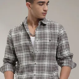 HIGHLANDER Men Comfort Slim Fit Opaque Checked Casual Shirt-image-6