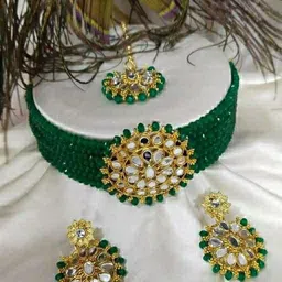 Gyaan Jewels Gold-Plated Stone Studded & Beaded Necklace and Earrings With Maang Tika-picture-32