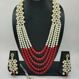 Gyaan Jewels Gold-Plated Stone-Studded & Beaded Necklace and Earrings With Maang Tika-picture-36