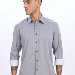 Eszett Men Textured Spread Collar Pure Cotton Casual Shirt-picture-22