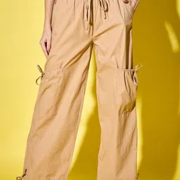 BUY NEW TREND Women Relaxed High-Rise Easy Wash Cargos Trousers-picture-46