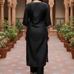 Moda Rapido Women Floral Embroidered Regular Thread Work Kurta with Trousers & With Dupatta image 4