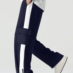 JUMPCUTS Men Mid Rise Colorblocked Zipper Bootcut Cargos-image-33