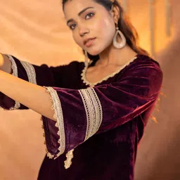 KASYA Lace-Detail Velvet Tunic & Trouser image 4