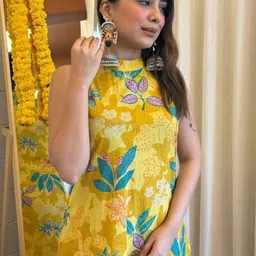 DIVASTRI Women Floral Printed Regular Kurta Set image 4