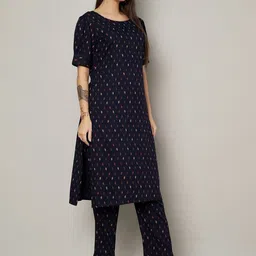 Label Khoj Floral Printed Round Neck Straight Kurta With Trousers image 5