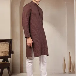FABRIC FITOOR Men Kurta image 2