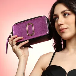 HAUTE SAUCE by Campus Sutra Leather Structured Handheld Bag with Tasselled image 4
