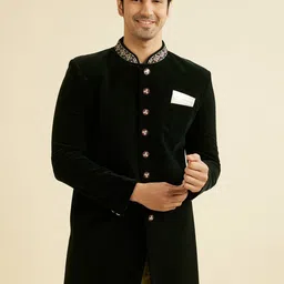 Manyavar Men Embroidered Sherwani Set image 5