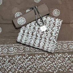 Farooq Dyeing floral Printed Pure Cotton Unstitched Dress Material-image-99