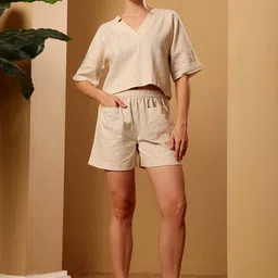 ELIAKI ENTERPRISES Embroidered V-Neck Shirt With Short-image-82