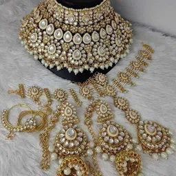 ORBIS Gold-Plated Alloy Jewellery Set-picture-14