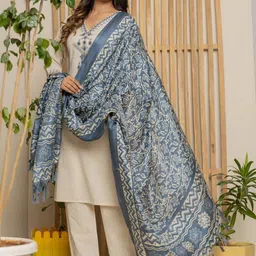 CARTYSHOP Women Ethnic Motifs Embroidered Regular Thread Work Kurta with Trousers & With Dupatta image 3