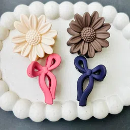 Radhya Accessories Women Set of 4 Minimal Matte 5 CM Flower Bow Hair Claws image 5