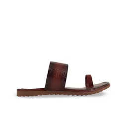 SAPATOS Women One Toe Flats with Laser Cuts image 2